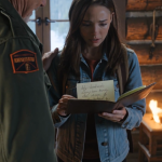 She Returned to Her Father’s Mountain Cabin… The Secret in His Old Journal Made Her Cry